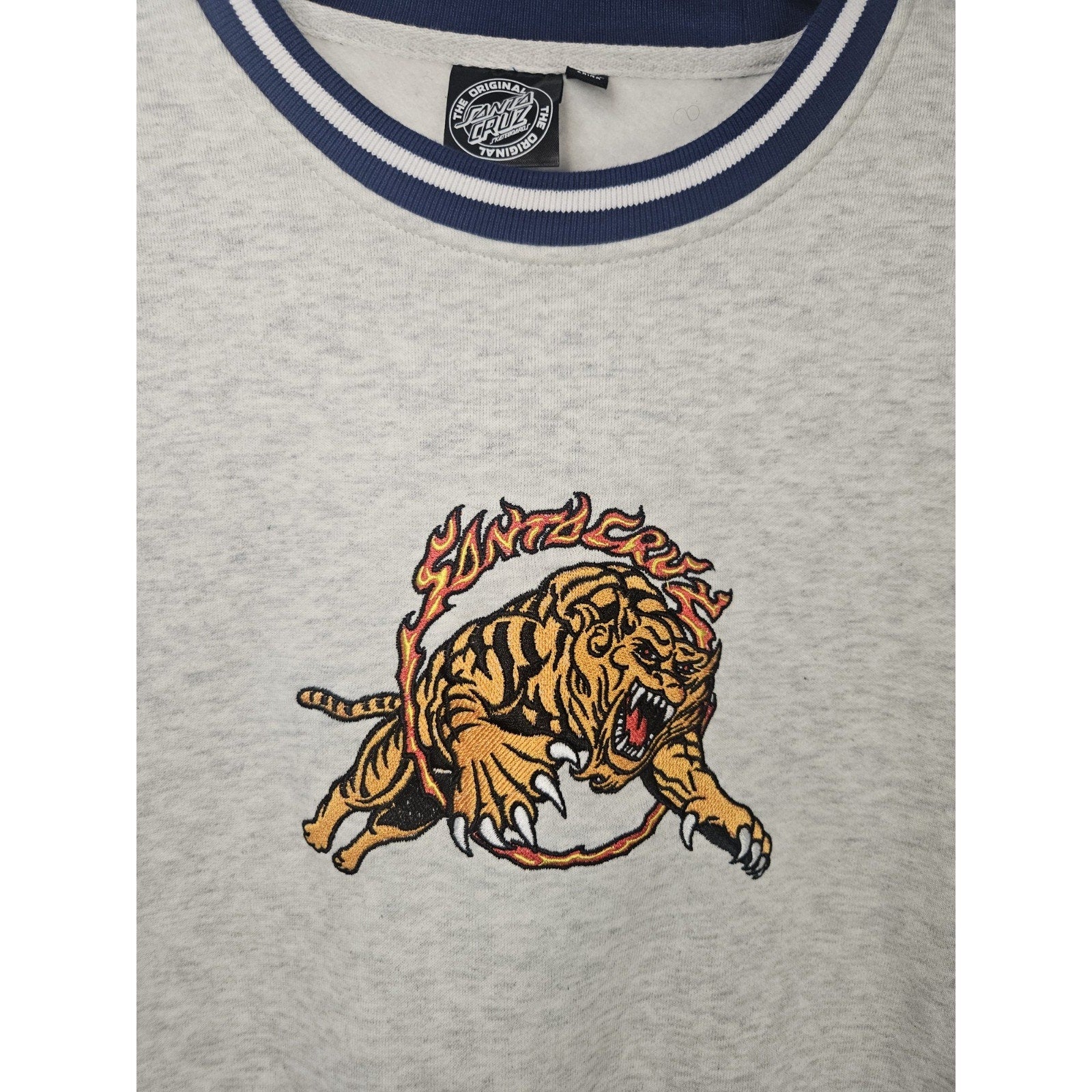 Santa Cruz Simba Tiger Sweatshirt Gray Medium Skater Y2K