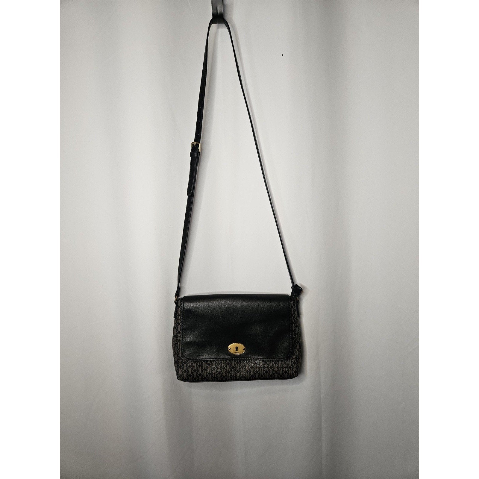 Fossil Black & Logo Pattern Crossbody Bag With Gold Hardware And Adjustable Stra