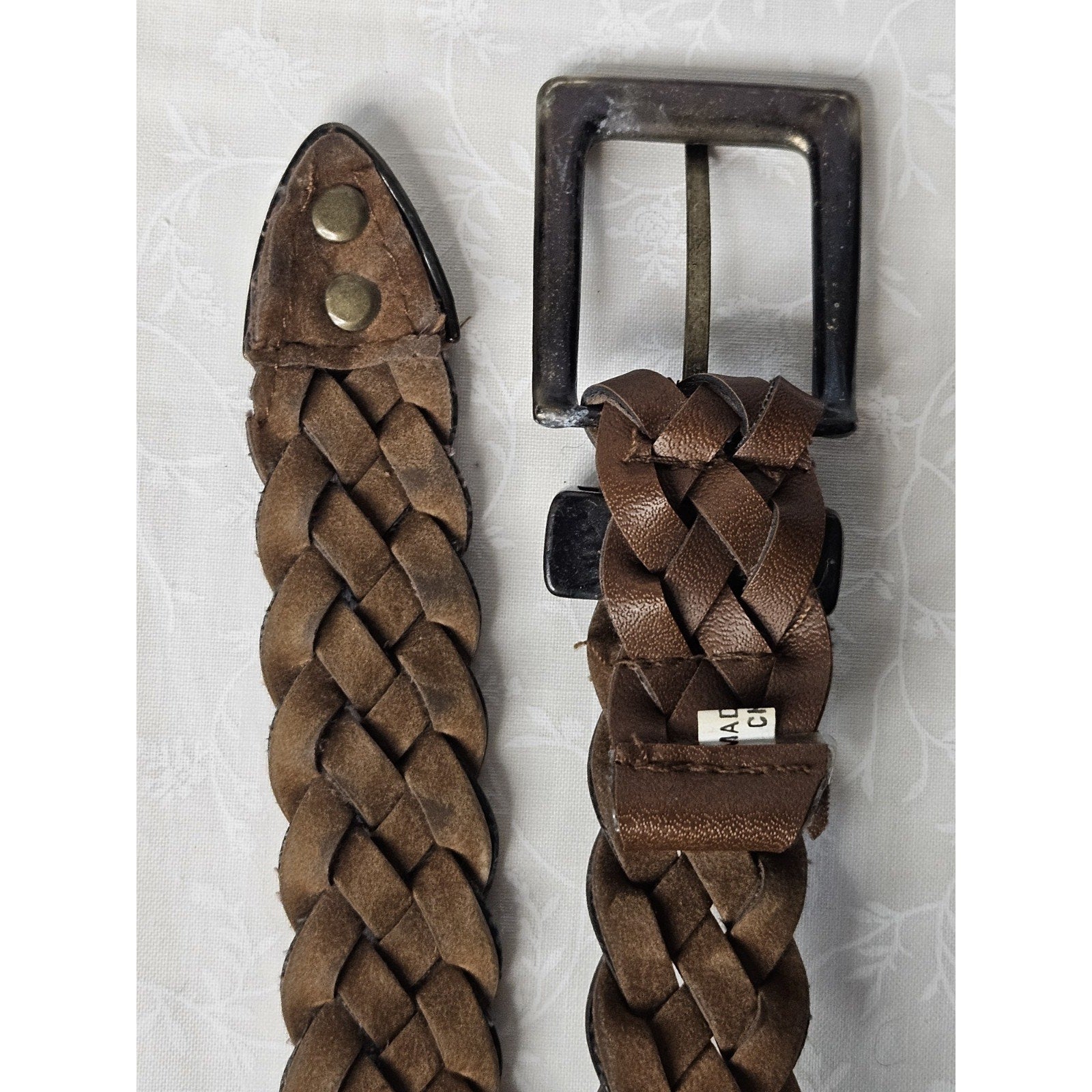 Women's Belt Brown XS VTG Braided Woven Faux Leather Metal Tip Casual Ladies 30"