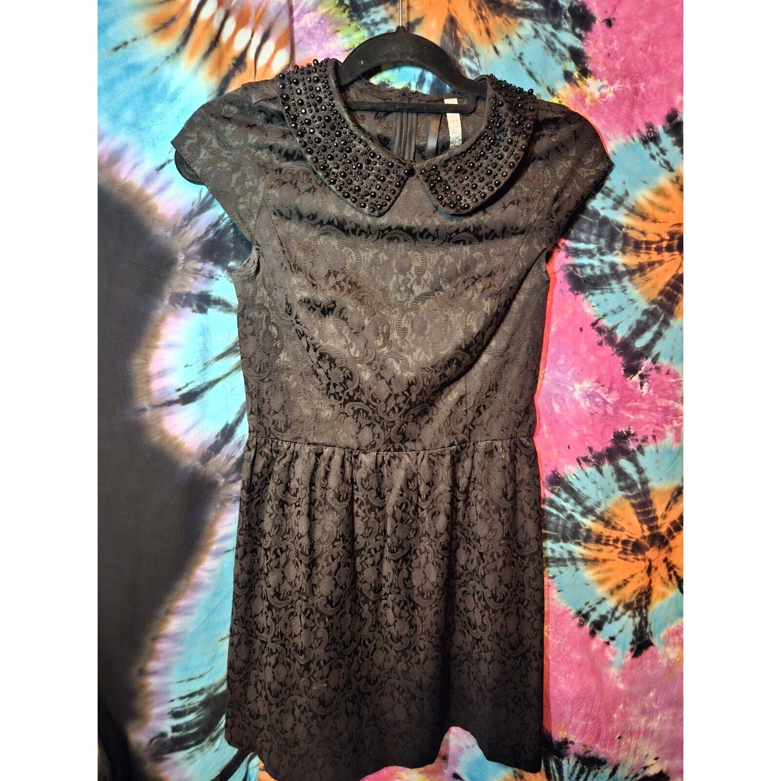 Kensie Black Brocade Print Embellished Beaded Collar Cap Sleeve Dress Size Small