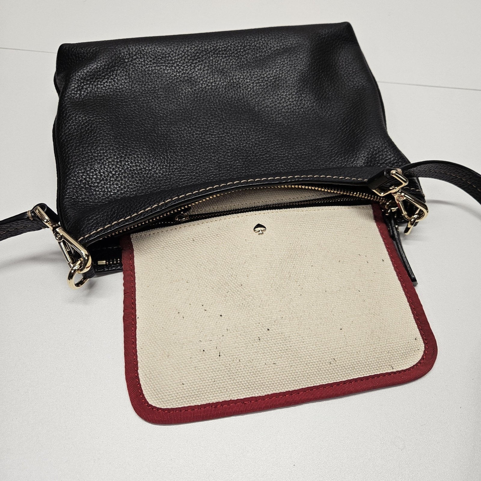 Kate Spade NY Leather Domed Crossbody Shoulder Handbag Purse Logo Classic Black