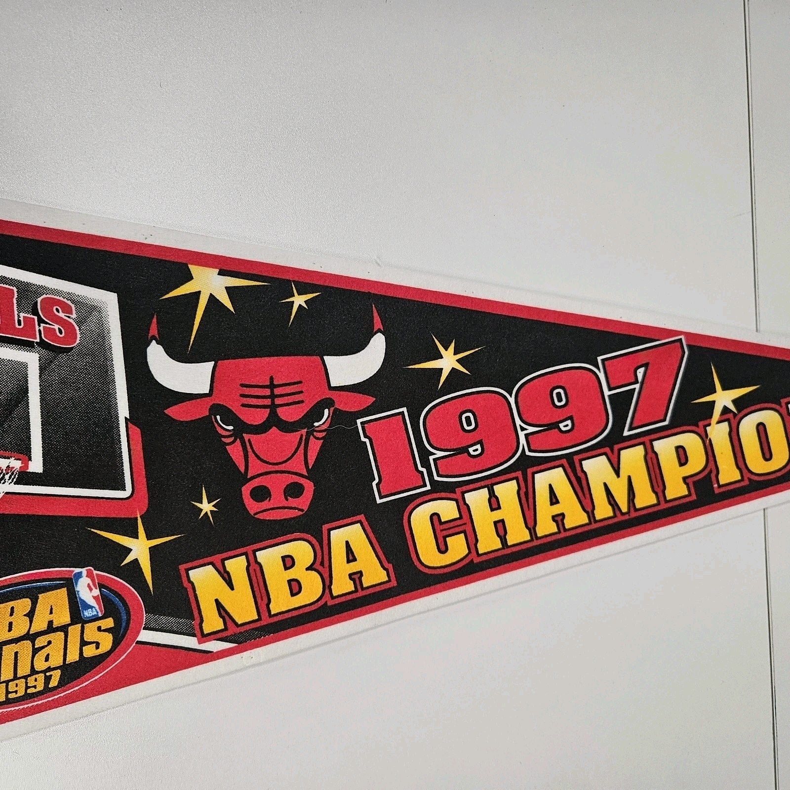 1996 Chicago Bulls NBA Finals 30x12 Felt Pennant Michael Jordan 90s Vintage