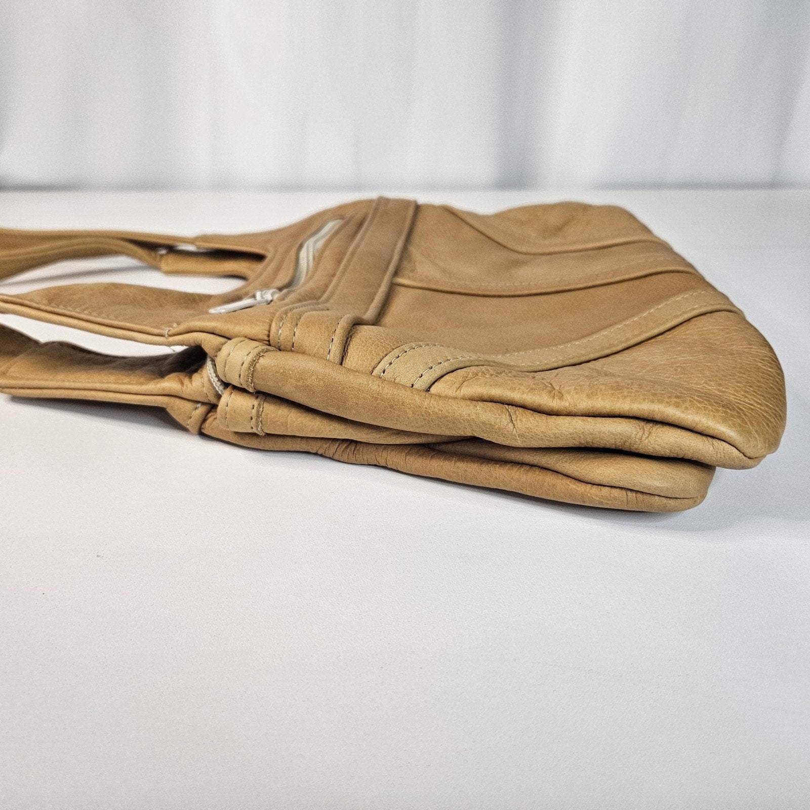 Vintage Soft Light Brown Leather 6 Pocket 2 Strap Whale Tail Lg Shoulder Bag