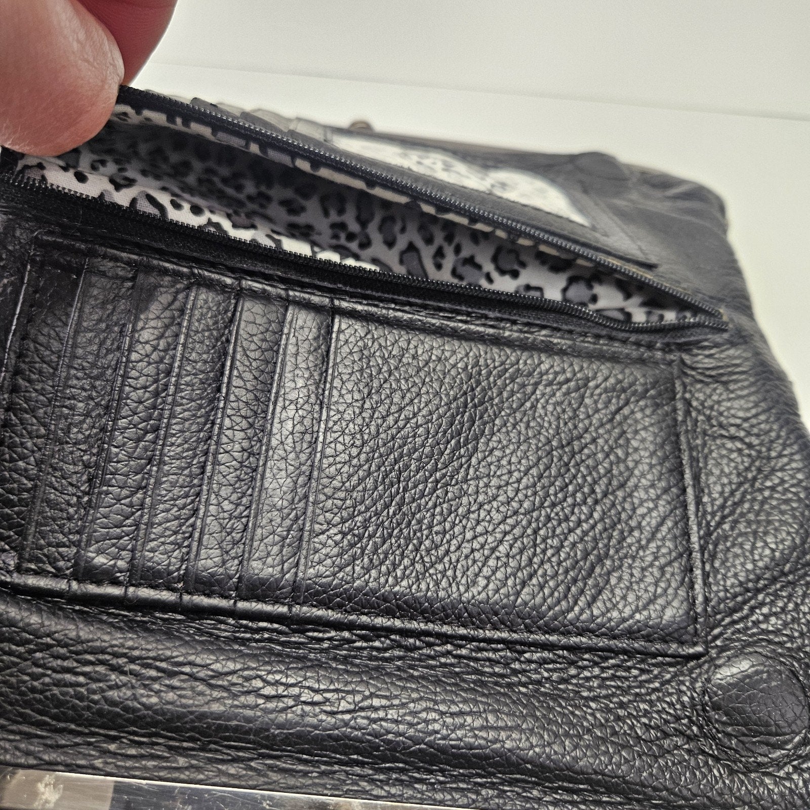 Kenneth Cole New York Wallet Clutch Black Buttery Leather Double Kiss Lock Close