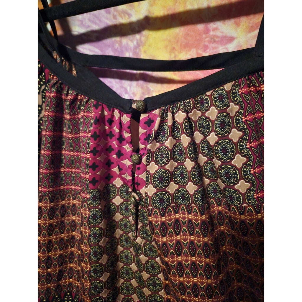 Hippie Laundry Lightweight Crop Peasant Top Red, Black & Golds Womens MED