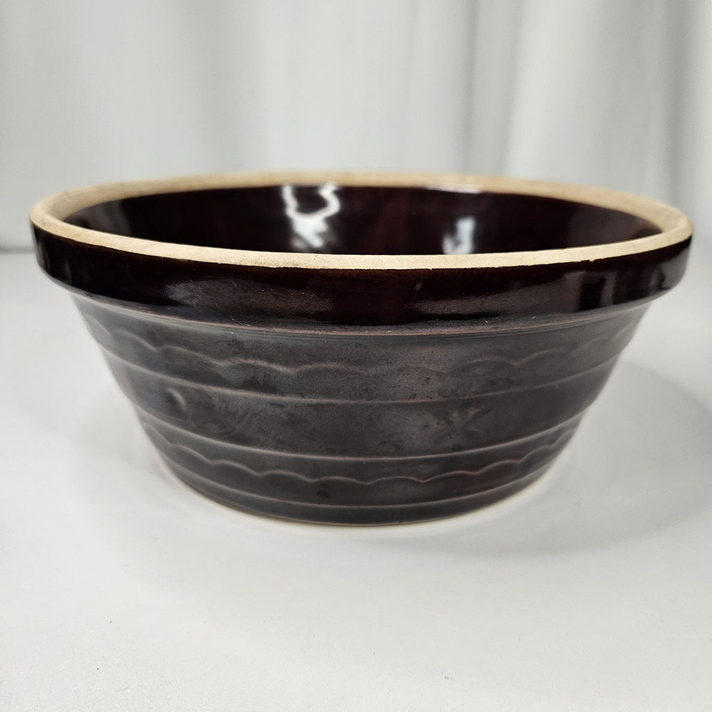 Vintage Marcrest Brown Glazed Daisy & Dot 9.5" Stoneware Mixing Serving Bowl
