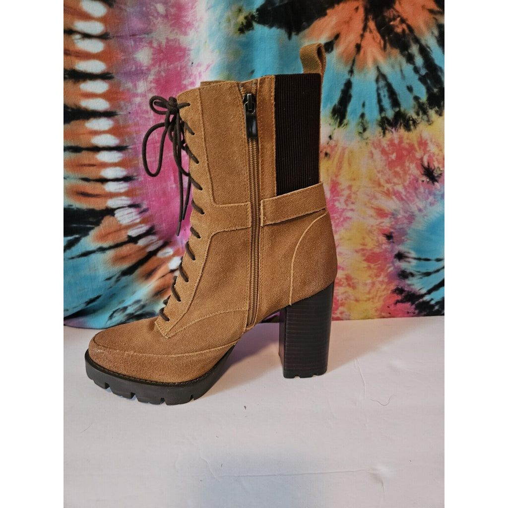 Charles David Gimmick Combat Boot Women's Size 9 Camel w Black Sole & Heels