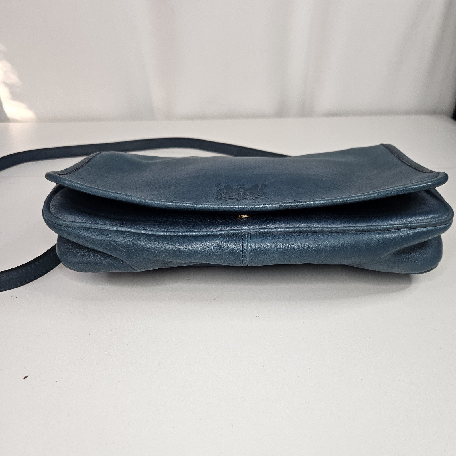 Vintage Mitchell USA Leather Shoulder Bag Purse Blue Classic Handbag