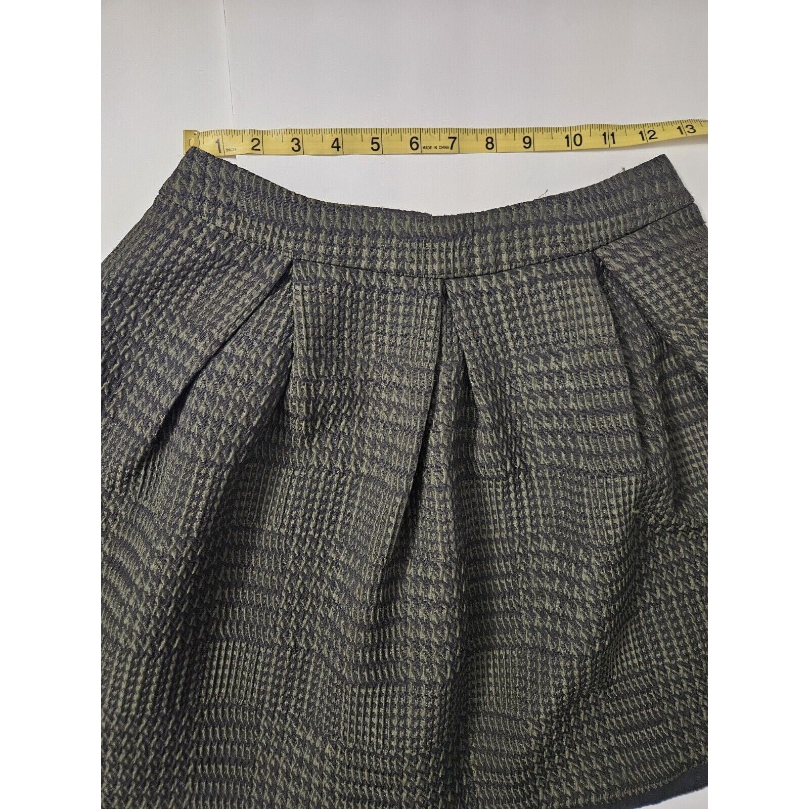 Express Low Rise Mini Skirt Womens Size 2 Green Black Hounds tooth Print Y2K