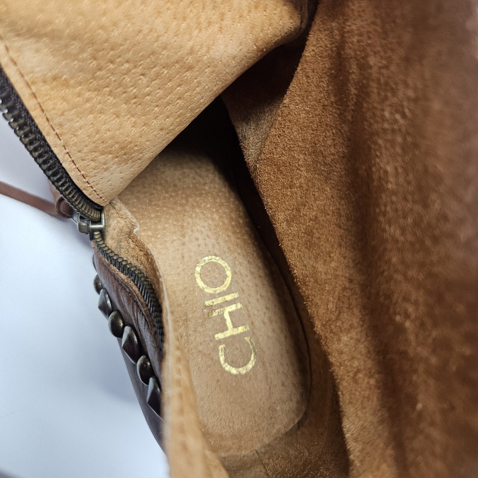 Chio Studded Brown Leather Heeled Ankle Boot 38 1/2 EU US 8-8.5 M Western Spain