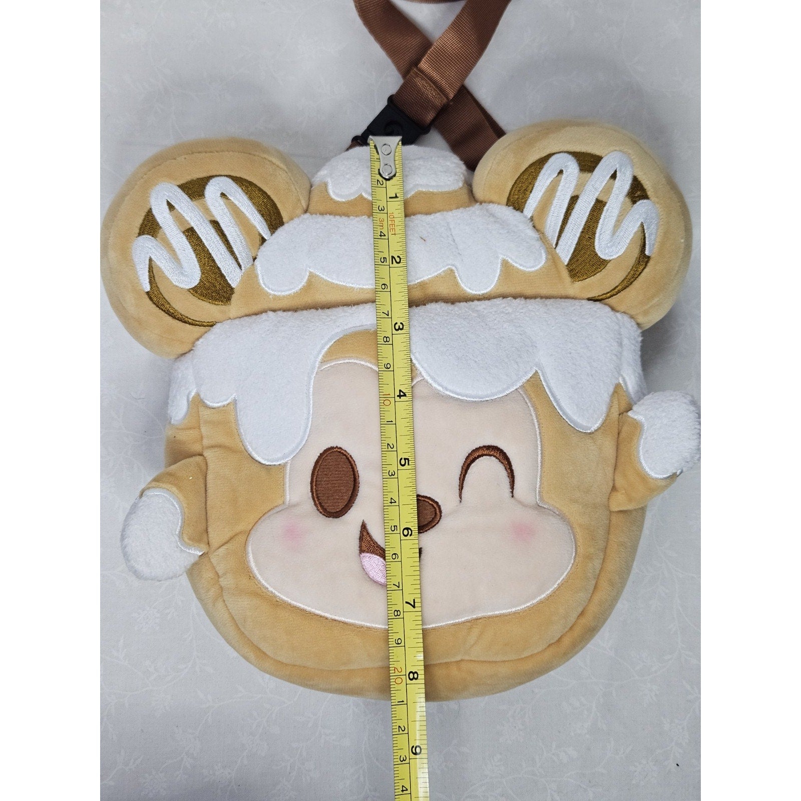 2023 Disney Parks Munchlings Mickey Mouse Crossbody Bag Cinnamon Swirl Bun