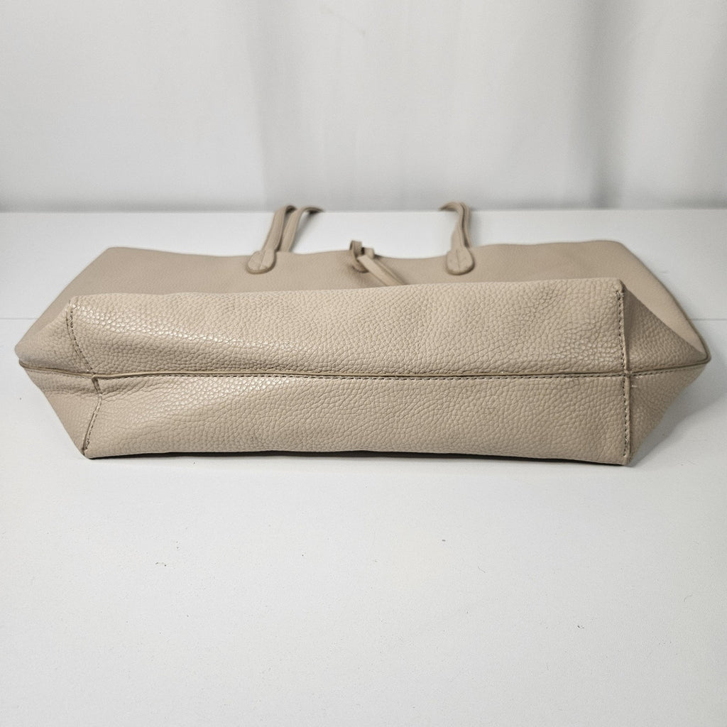 Y2K BCBG Paris Reversible Faux Leather Tote Laptop Bag Beige Goldtone Hardware