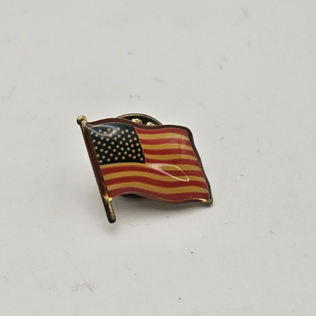 American Flag Old Glory USA Gold Tone Vintage Lapel Pin Proudly Made In USA