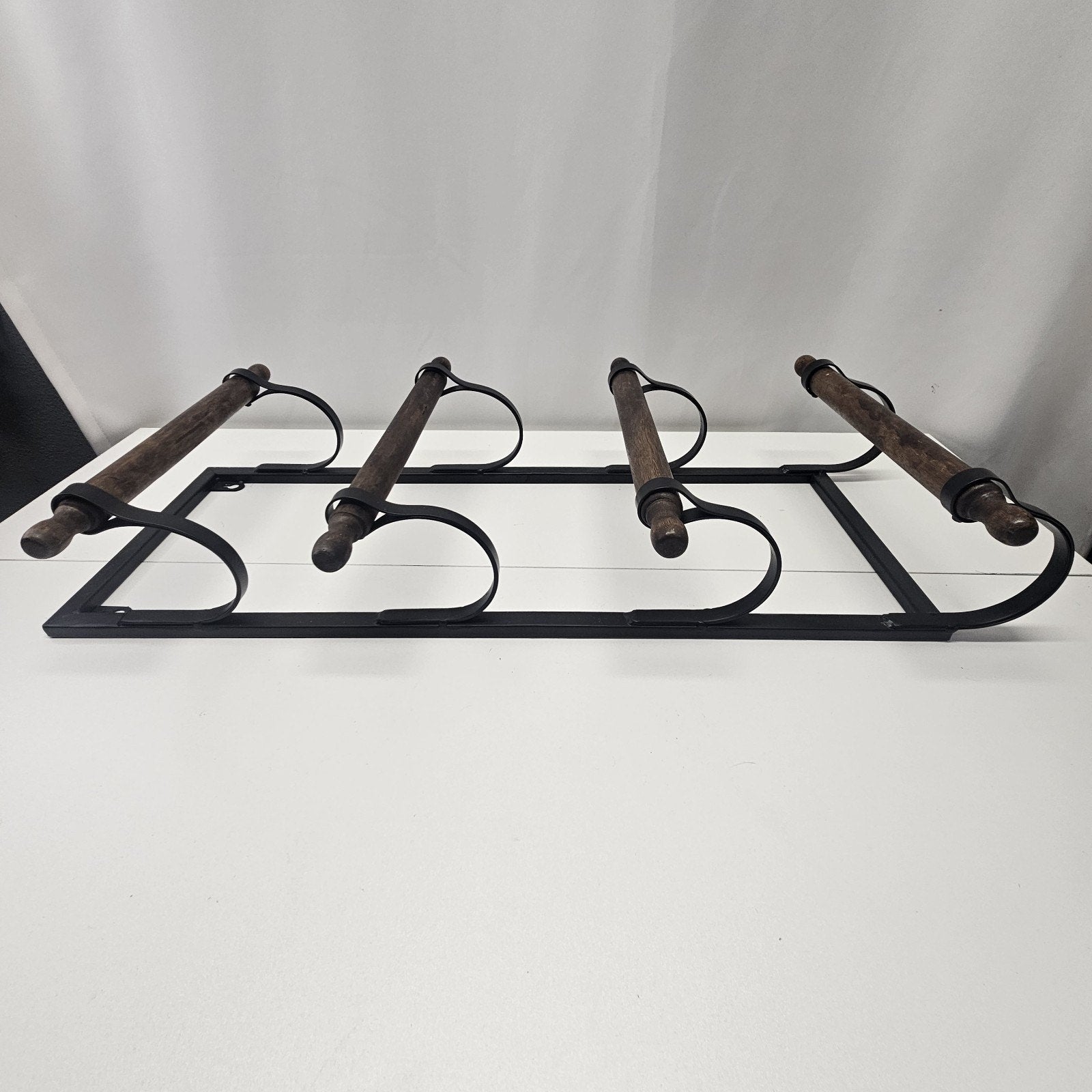 Vintage Wall Mount Towel Rack Farmhouse Industrial Rustic Black Metal Wood