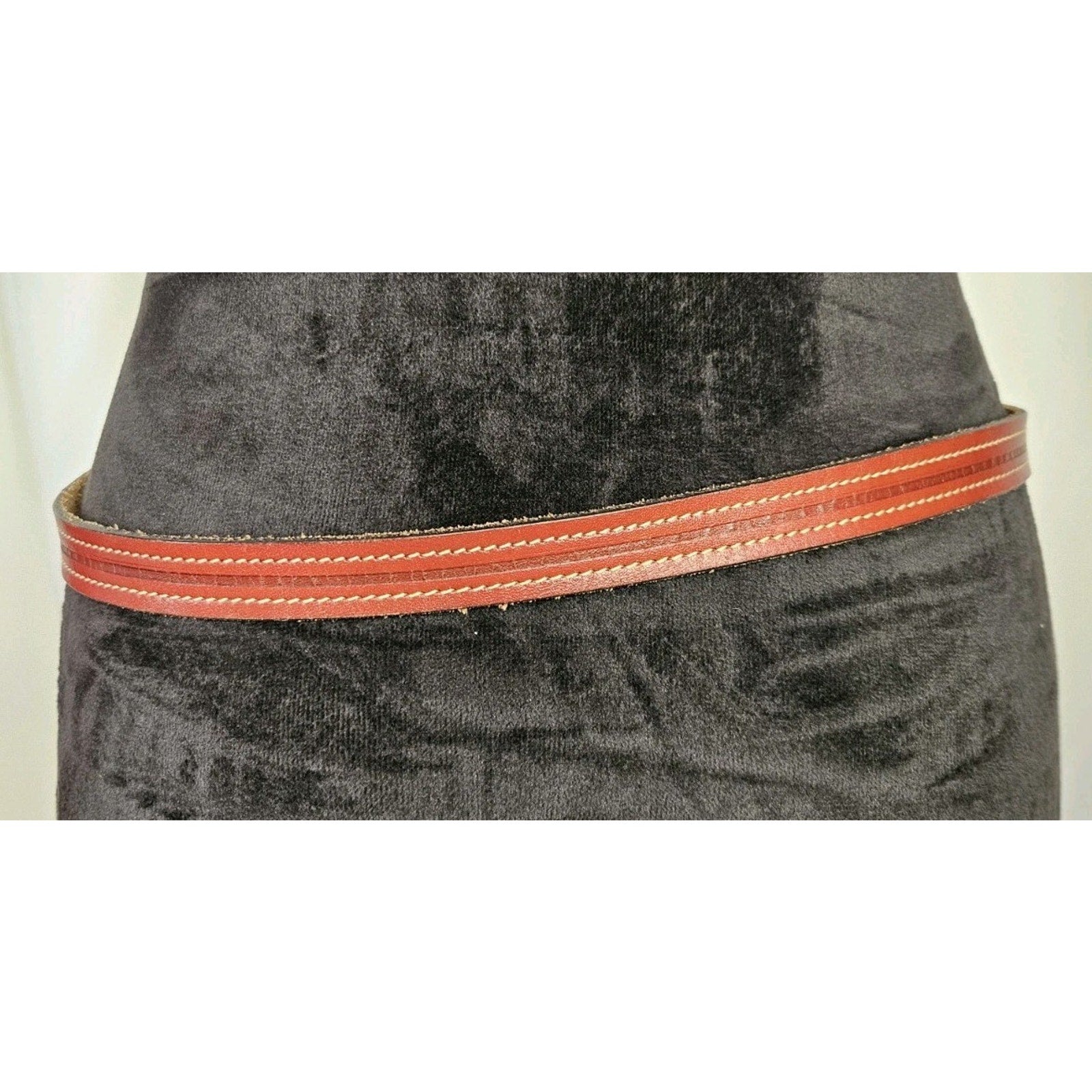 Vintage Levi Strauss & Co Red Leather Belt 34" Levi's Skinny 3/4" Stitched USA