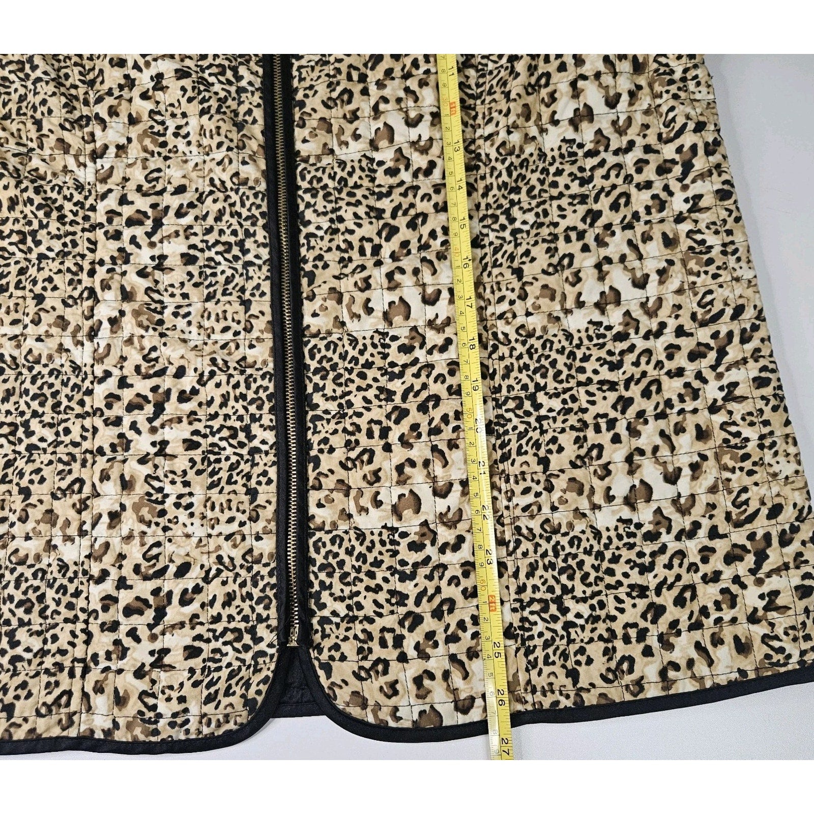 Reversible Jacket Leopard Print & Black Quilted Jacket Women’s Medium