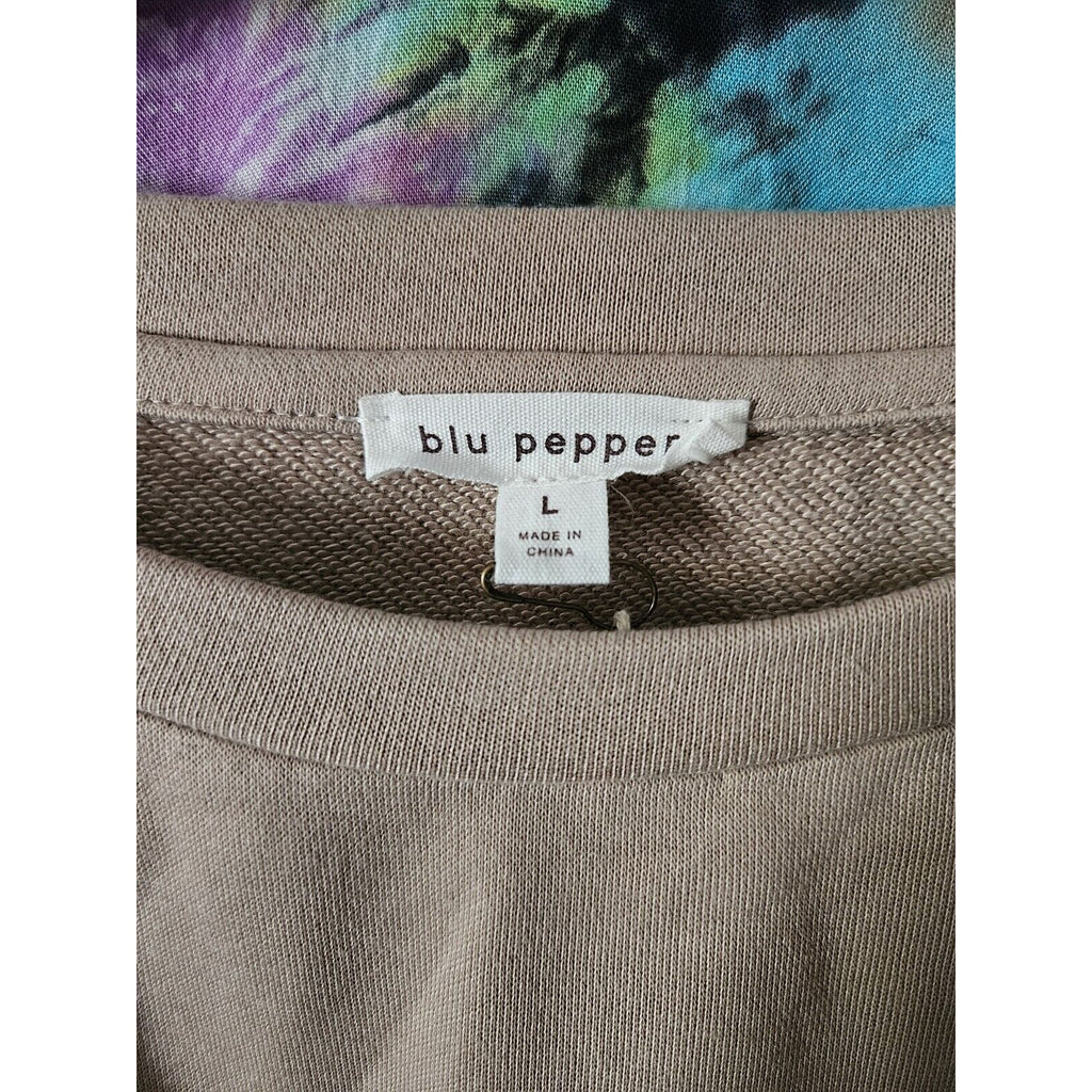 Blu Pepper Colorblock Womens Sweater Outside Seams Gray Cream Tan Size Large