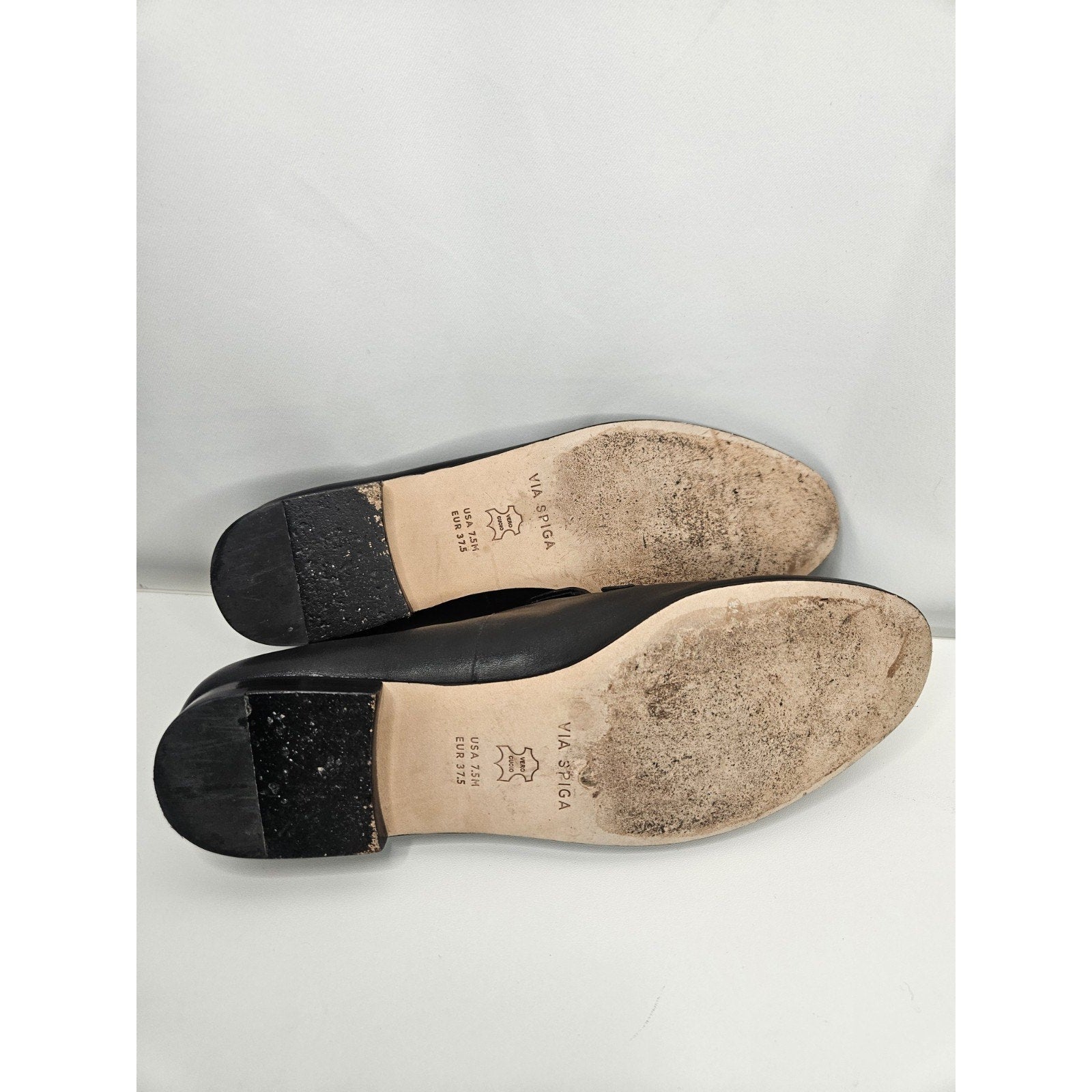 Via Spiga Women’s Leather Loafers Yania Size 7.5 M Black Gold Chain Link