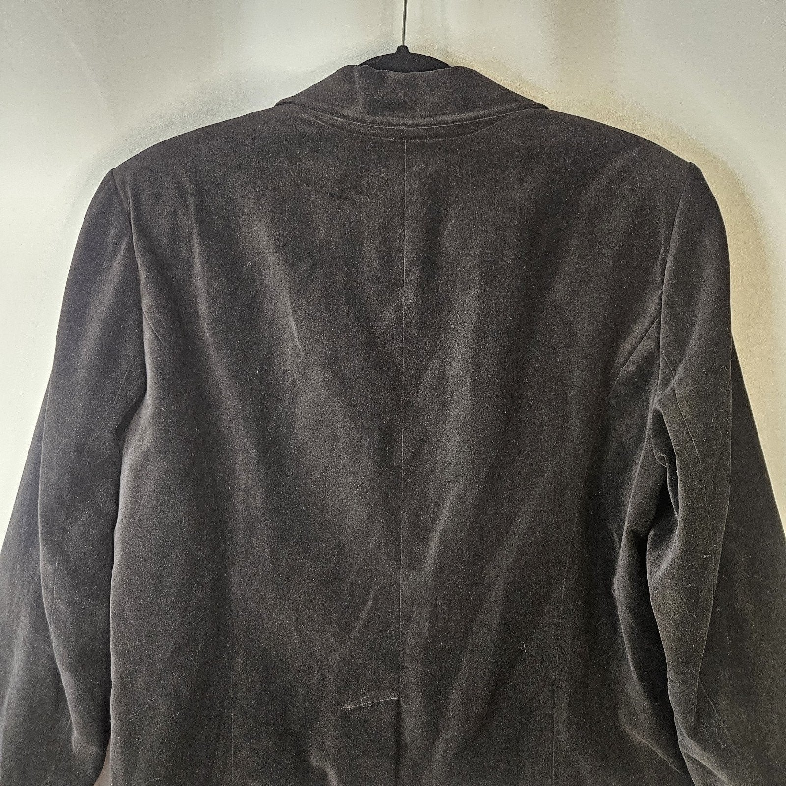 Studio Works Black Velvet Blazer with Pockets 3 Buttons Size Large