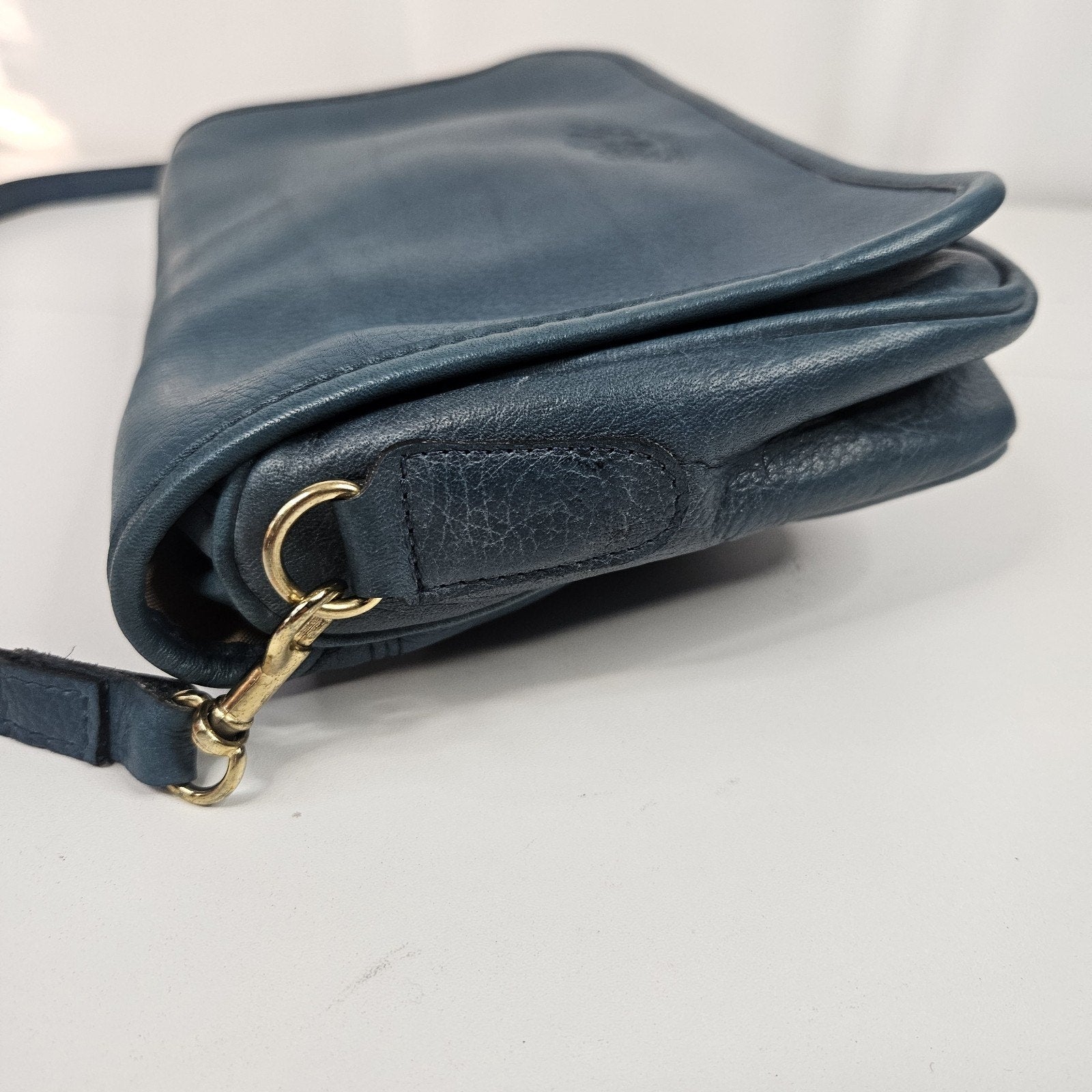 Vintage Mitchell USA Leather Shoulder Bag Purse Blue Classic Handbag