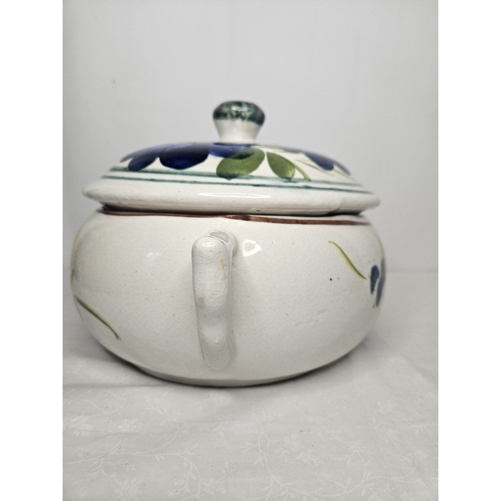 Vtg Mexican Hand Made Painted Decorative Lidded Bean Pot Blue Floral Casserole