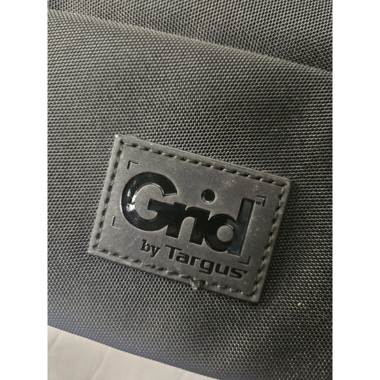 Grid By Targus Black High Impact Slipcase For Laptop/Macbook 15.6" TSS846-70