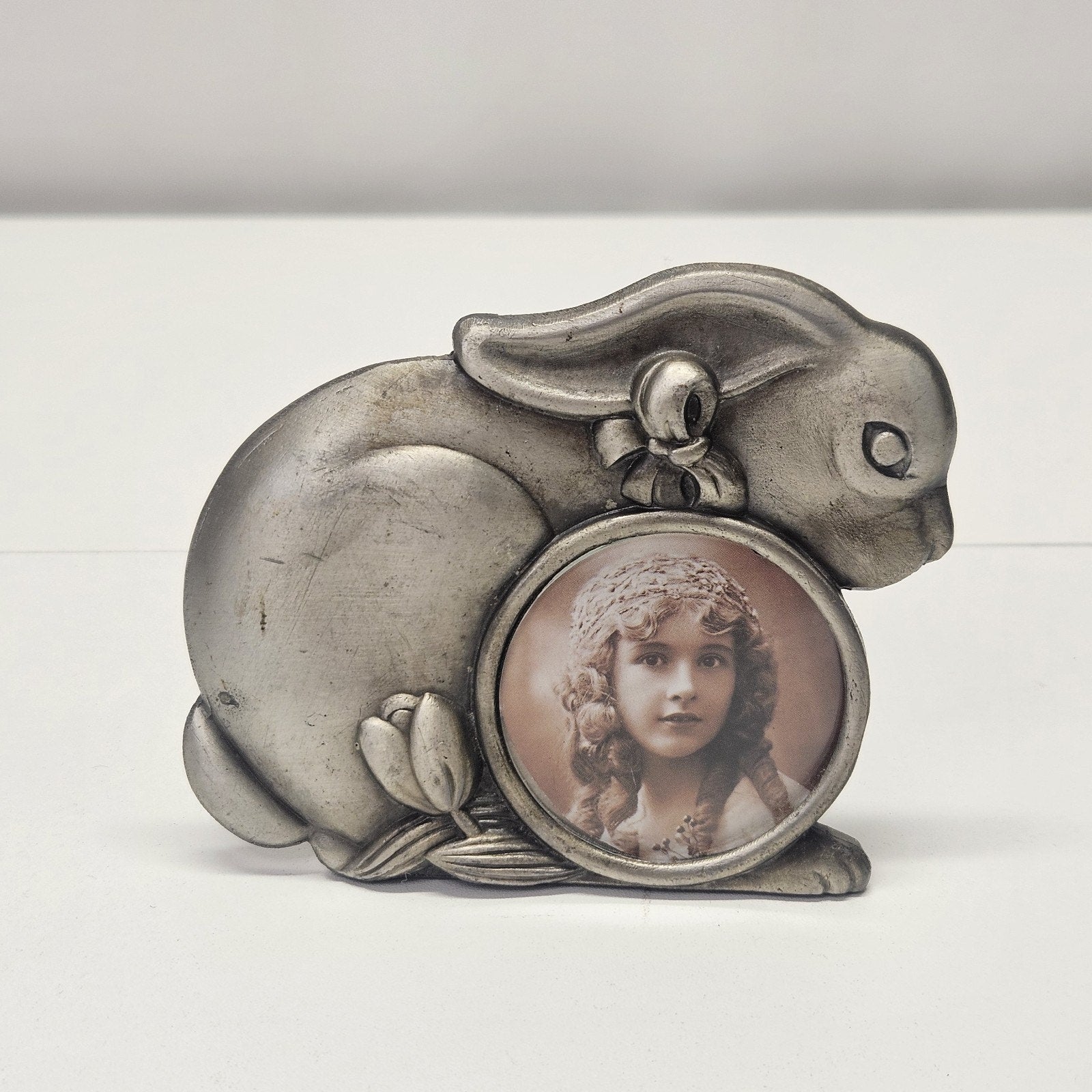 Vintage 2005 Hallmark White Rabbit Mini Photo Frame 2" Round Photo Bunny Easter