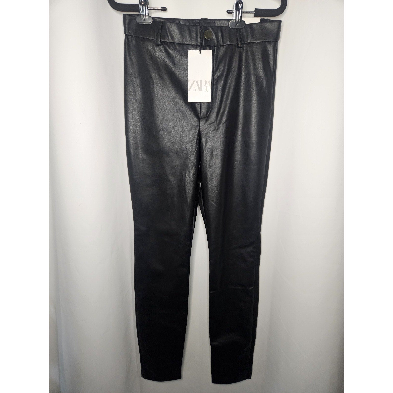 NWT Zara Women’s Faux Leather Black High Rise Legging Pants Size Medium