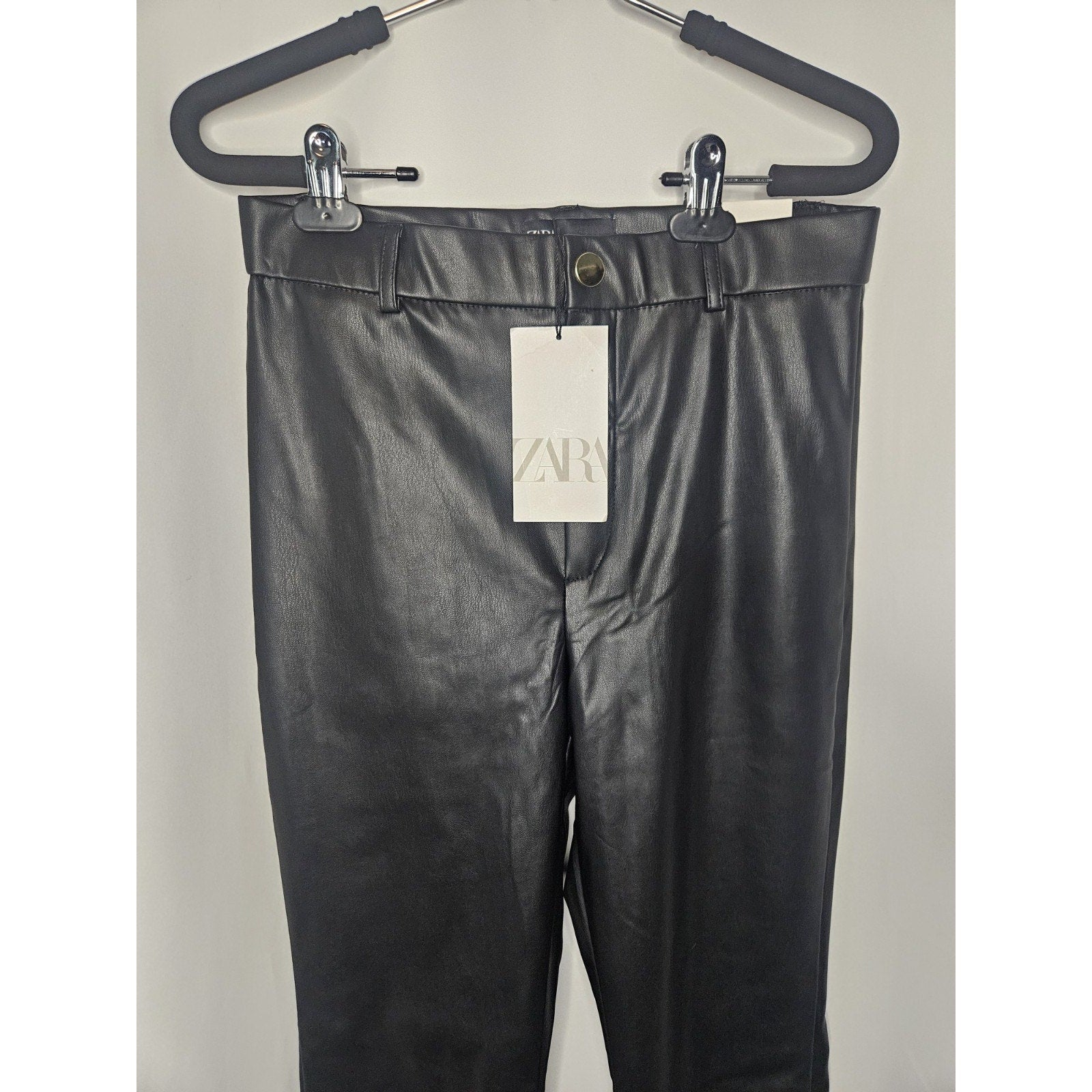 NWT Zara Women’s Faux Leather Black High Rise Legging Pants Size Medium