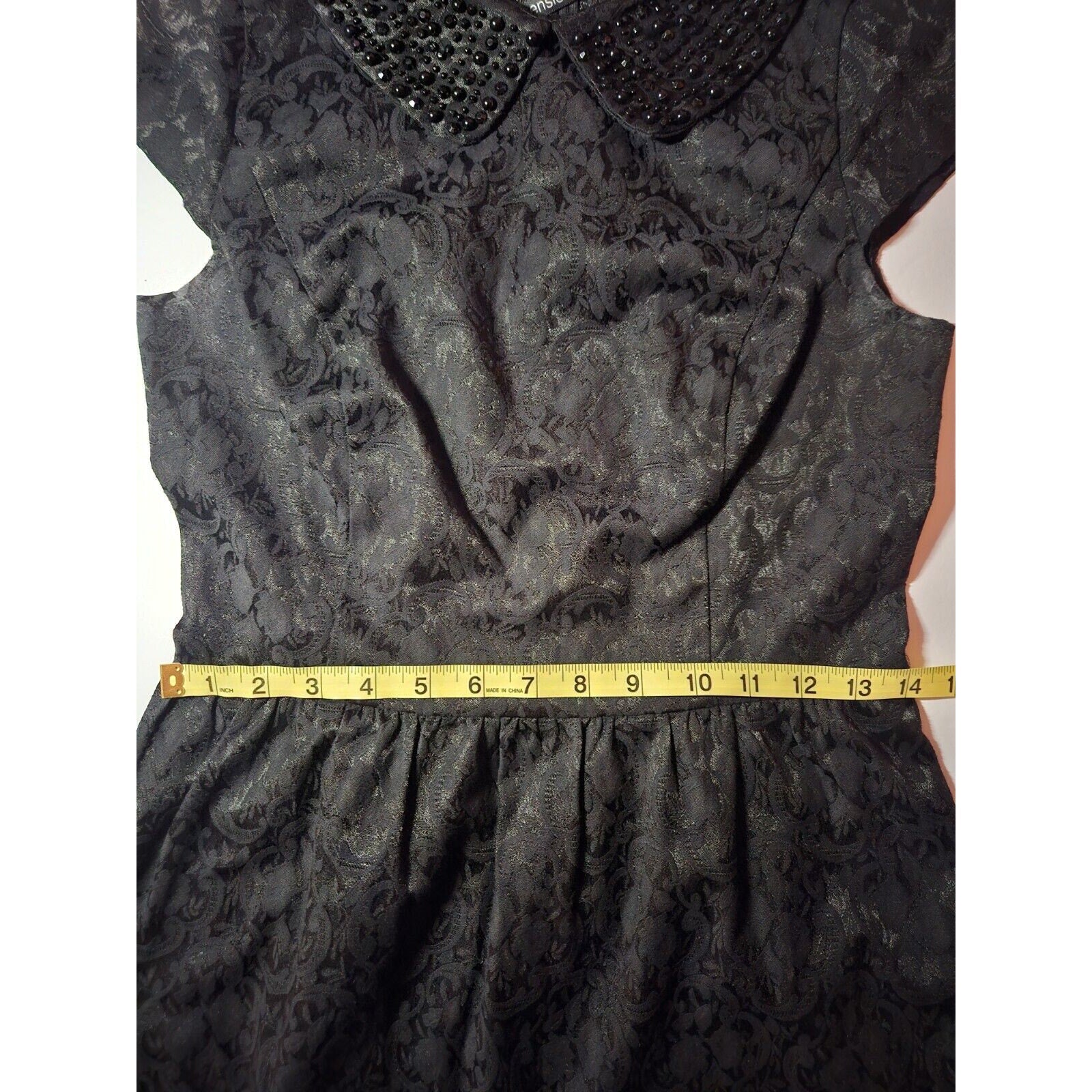 Kensie Black Brocade Print Embellished Beaded Collar Cap Sleeve Dress Size Small