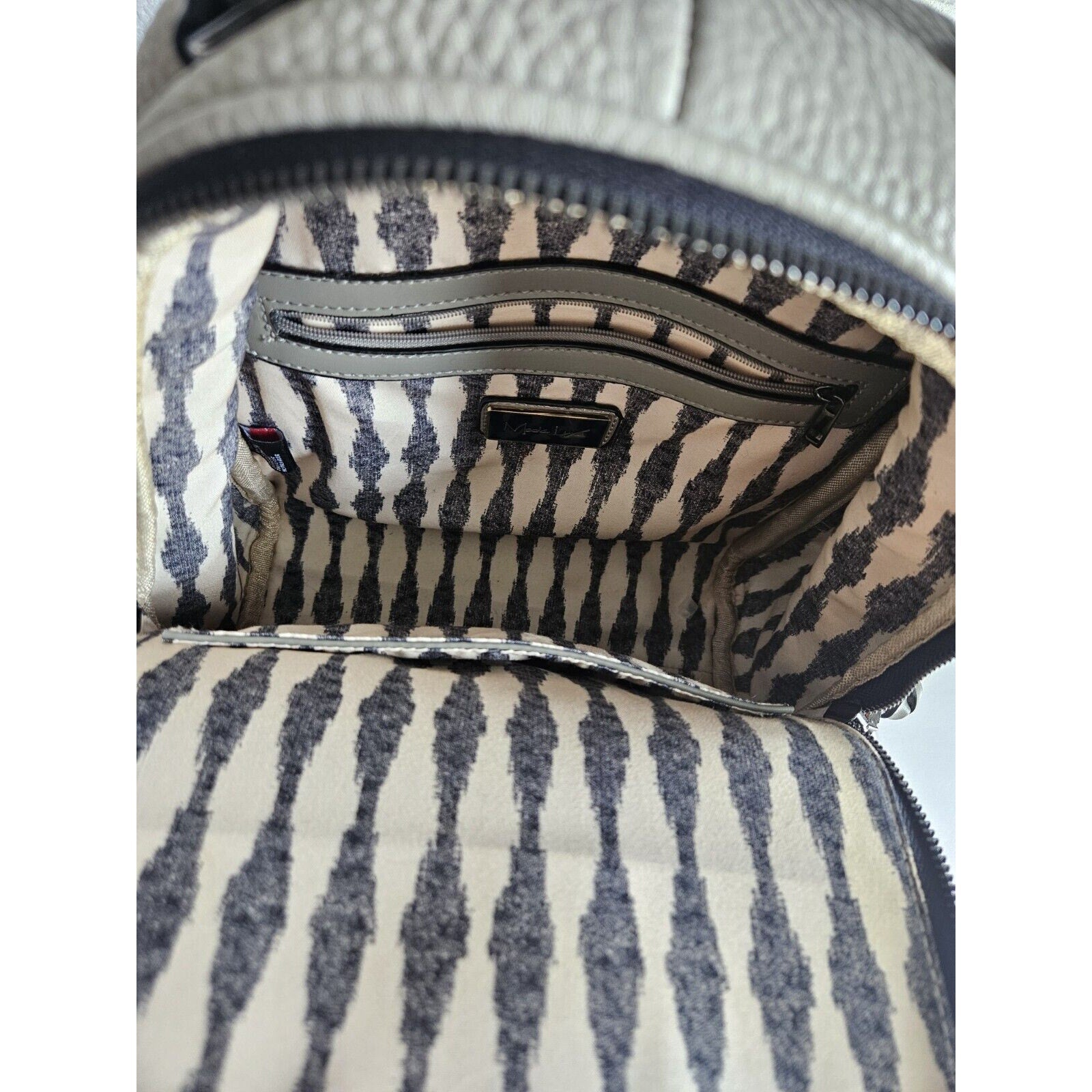 New WO Tags Moda Luxe Gray Mini Backpack Purse