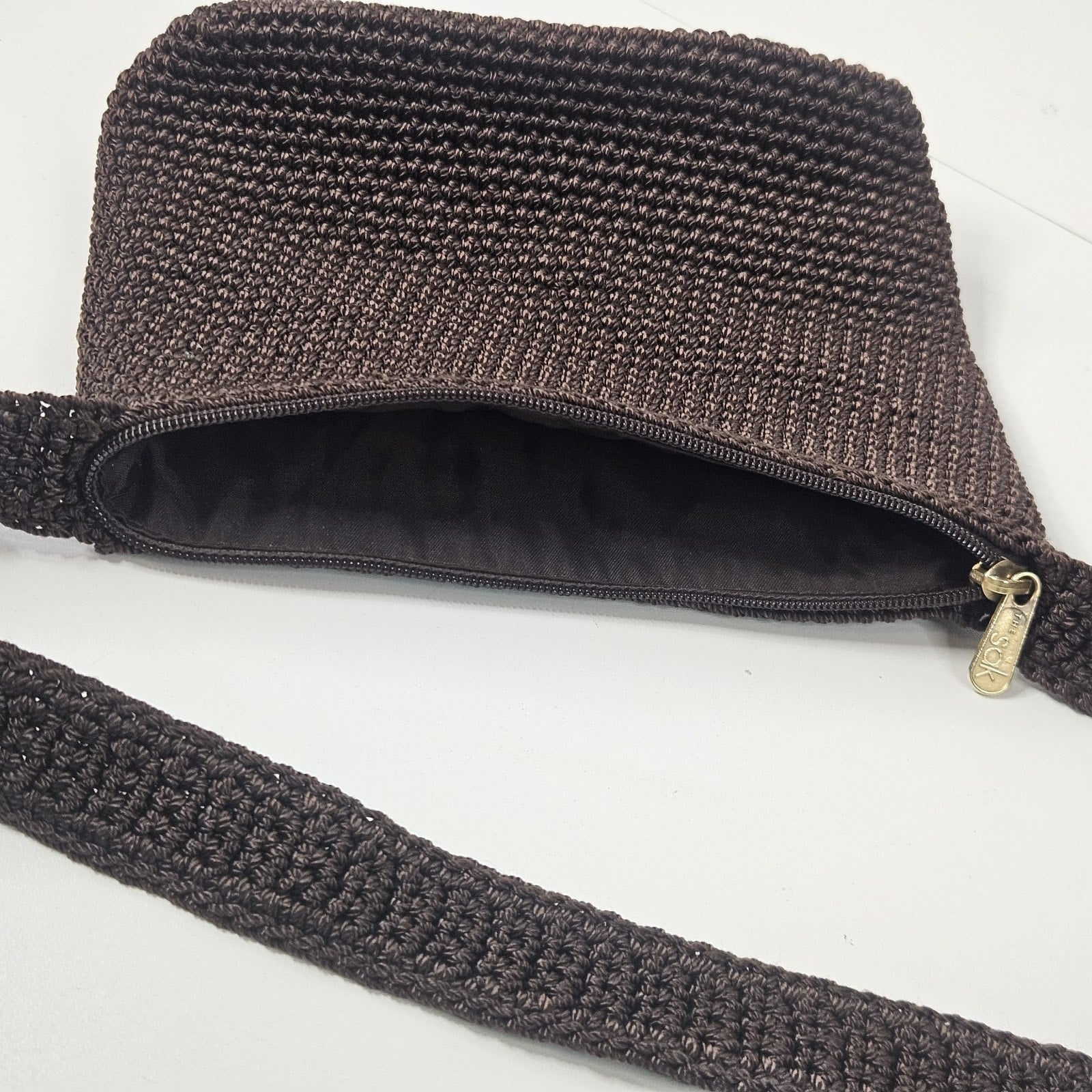 The Sak Chocolate Brown Crochet Shoulder Bag Zip Top Zip Pockets Boho Y2K Small