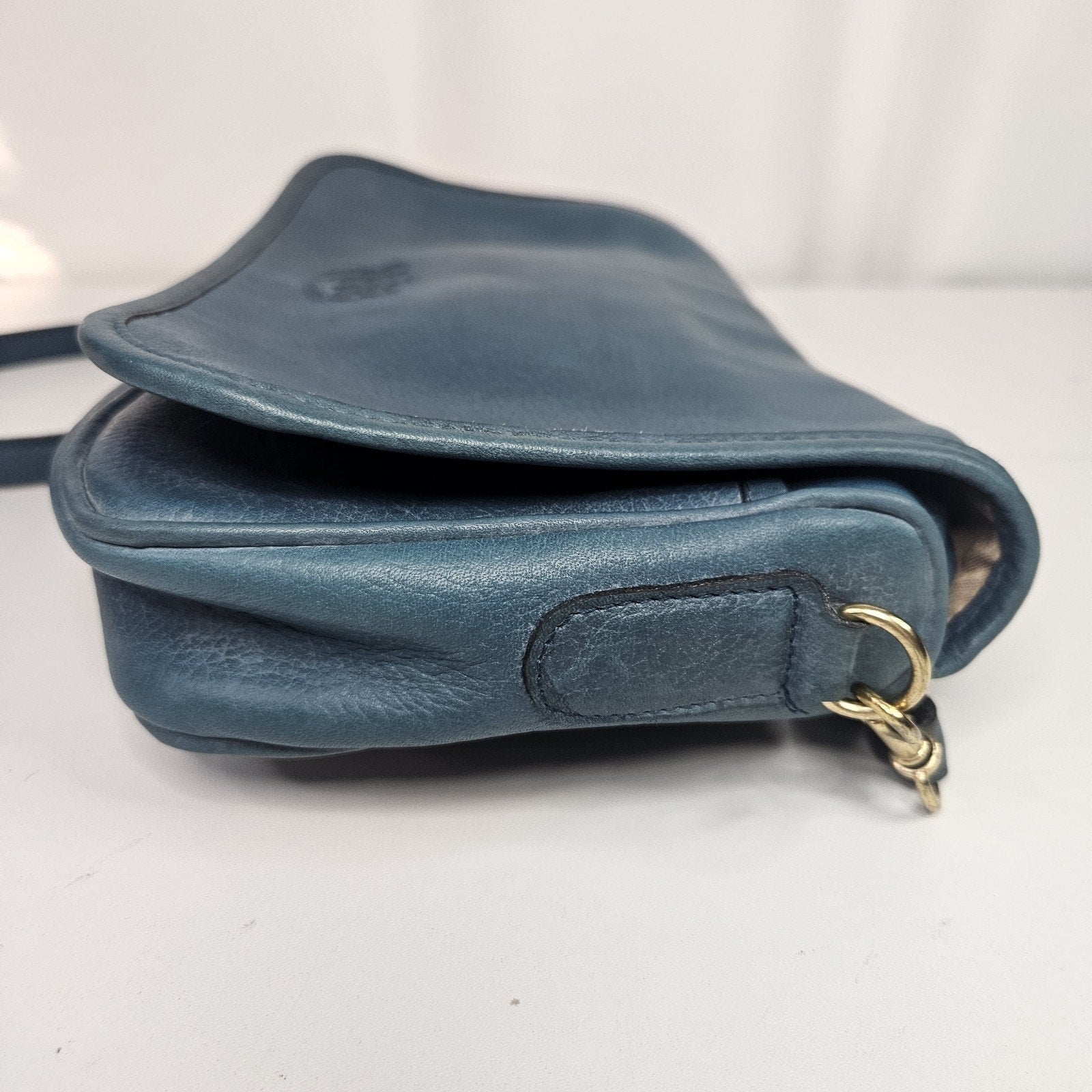 Vintage Mitchell USA Leather Shoulder Bag Purse Blue Classic Handbag