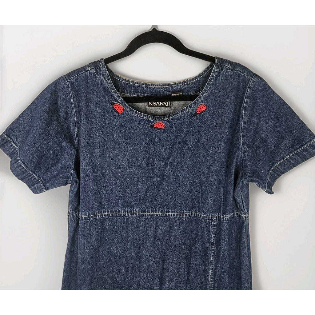 90s Denim Dress Embroidered Ladybugs Medium Short-Sleeved Maxi Cottage Artsy