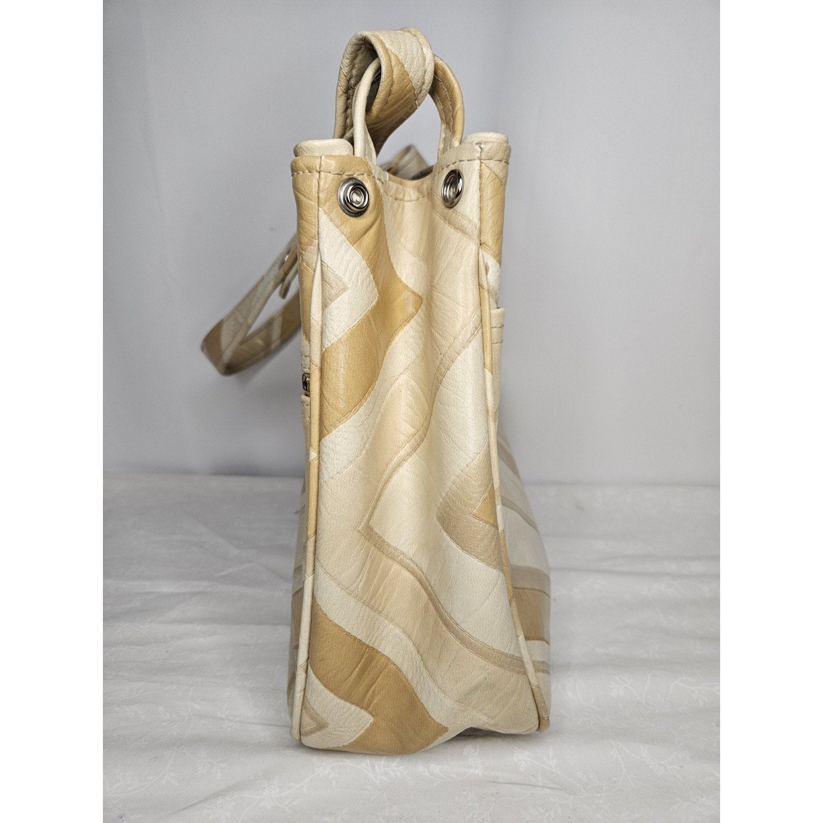 Vintage 70s Handmade Cream Tan Leather Tote Handbag Purse Shoulder Bag Chevron