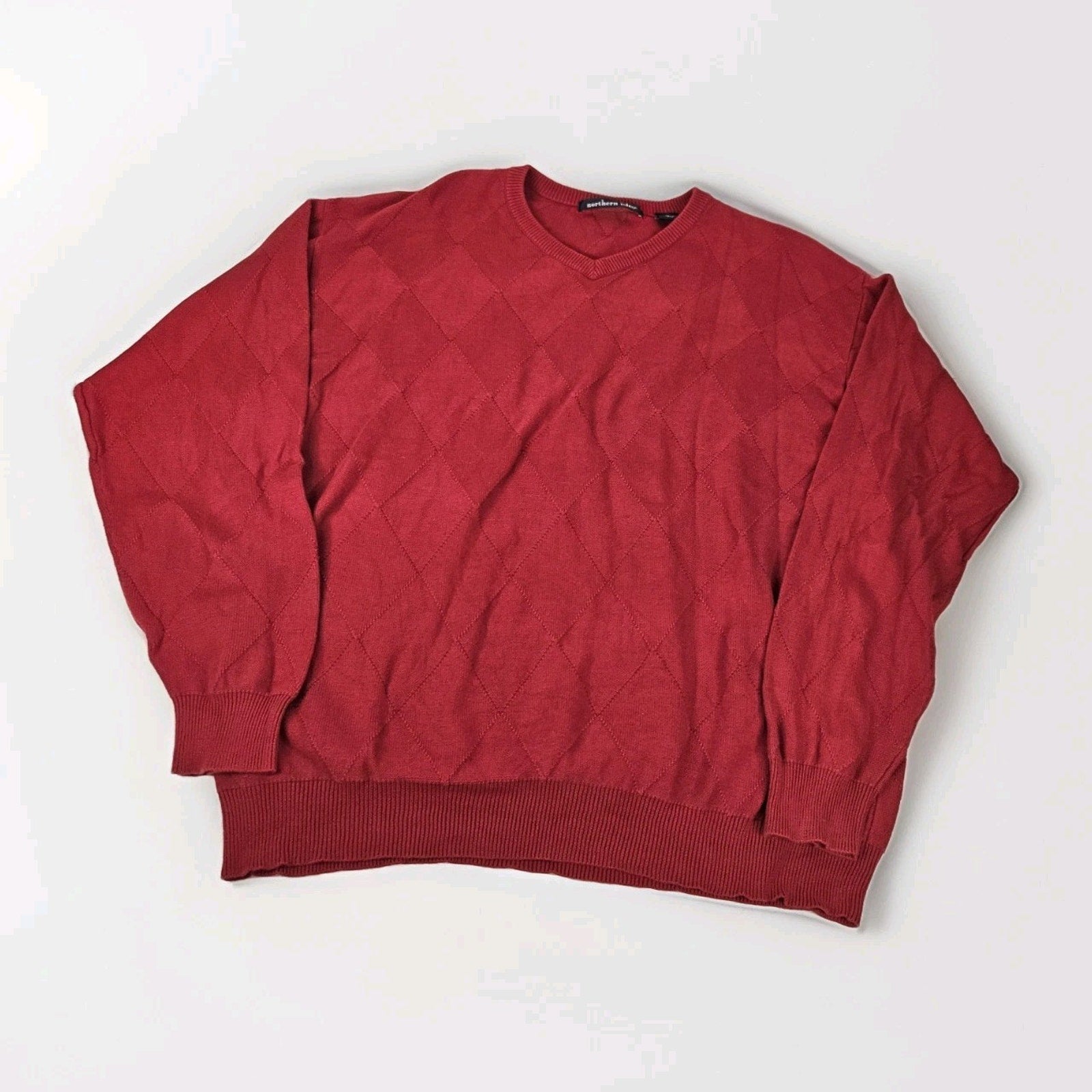 Mens XL Red Diamond Pattern V Neck Aerospun Cotton Pullover Lightweight Sweater