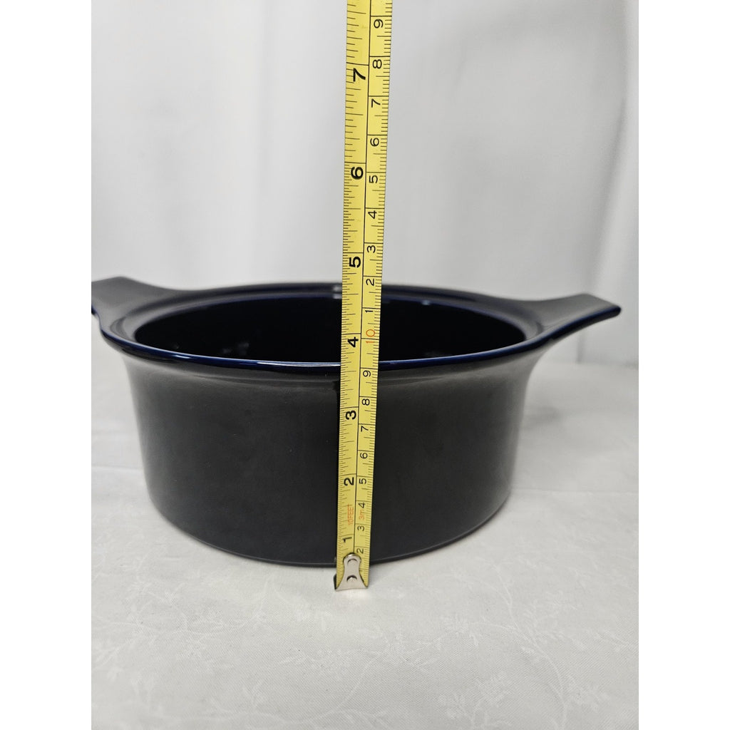 Vintage Celebrity Lexington Round 2 Quart Stoneware Casserole Dish Lid Blue