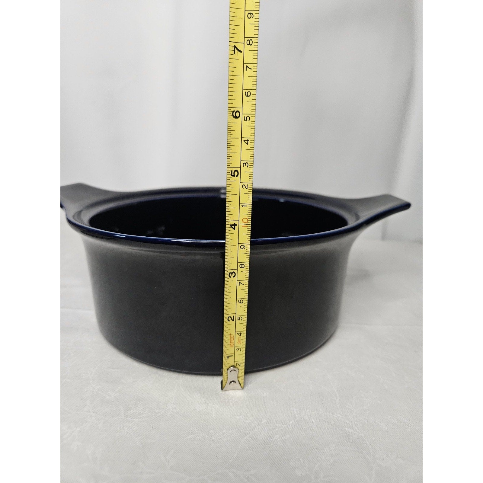 Vintage Celebrity Lexington Round 2 Quart Stoneware Casserole Dish Lid Blue
