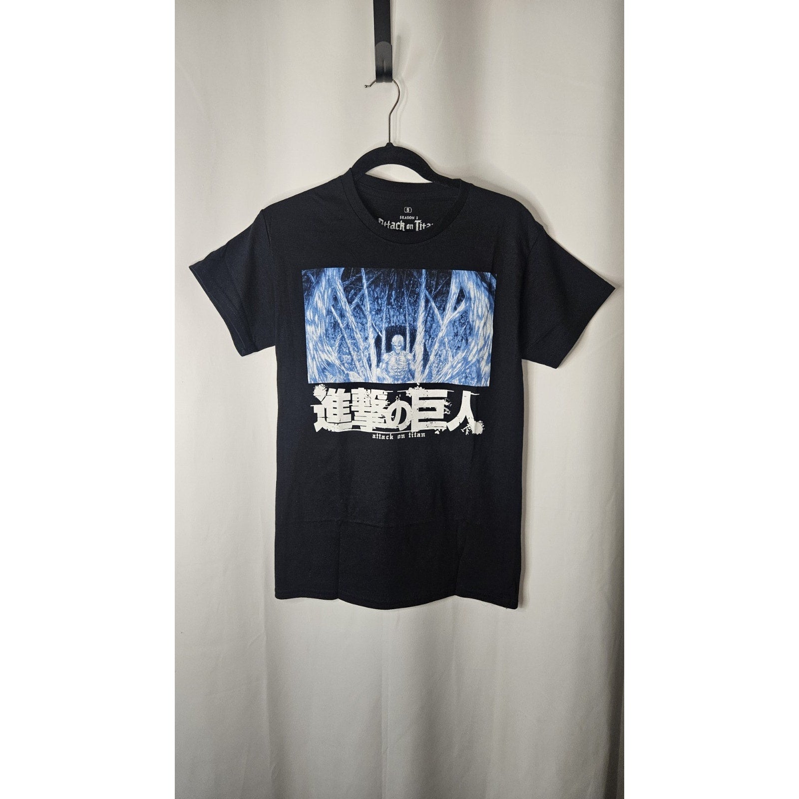 Official Attack On Titan Survey Corp Season 3 Black T-shirt Size Small