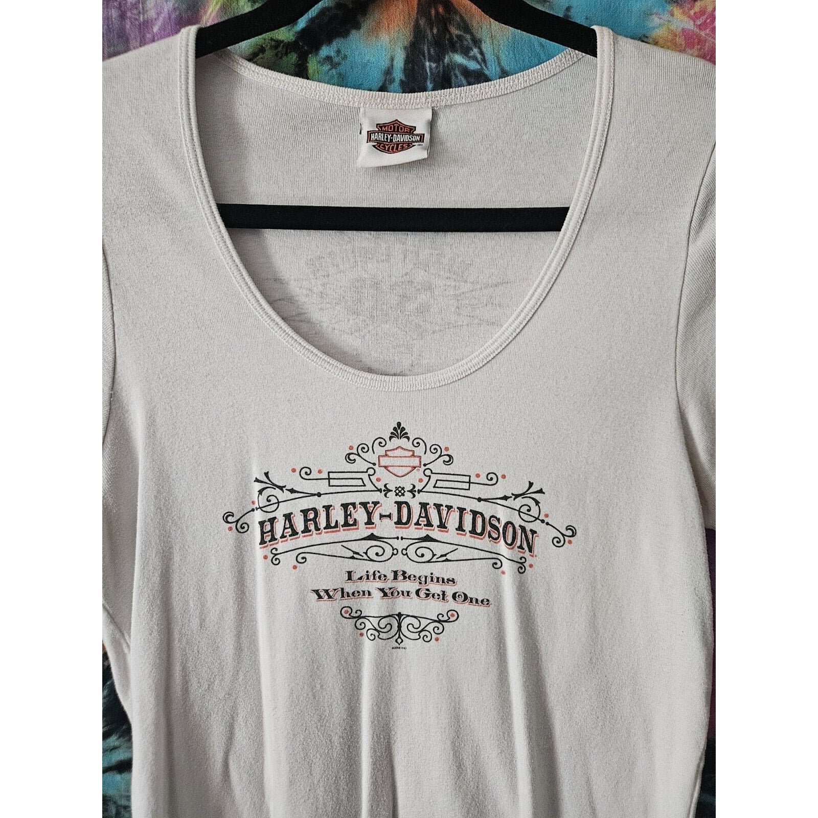 Harley-Davidson White T-Shirt Scoop Neck Size Large Biker Y2K Motorcycle