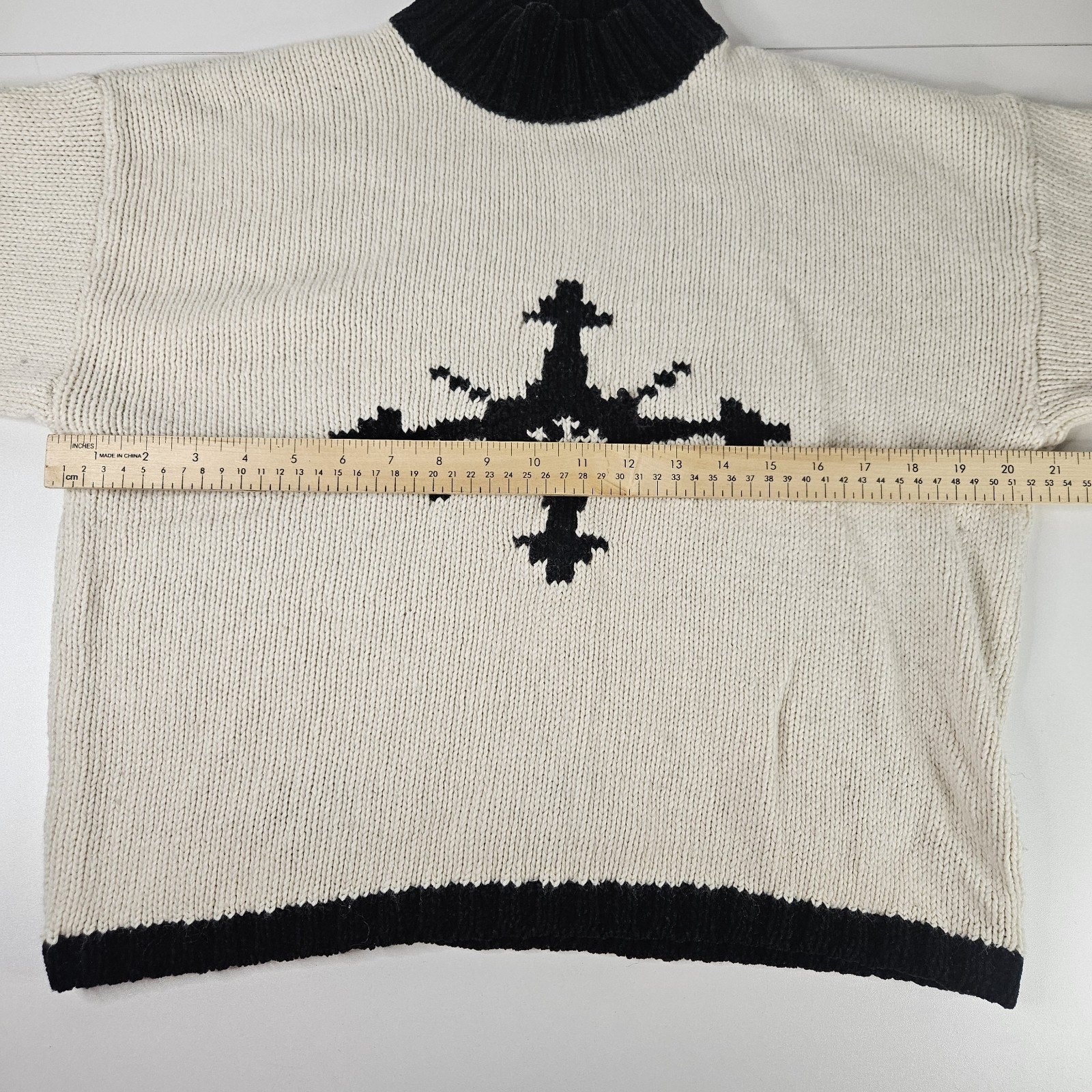 Marsh Landing Hand Knitted Wool Blend Sweater Snowflake Heavyweight Women's Med