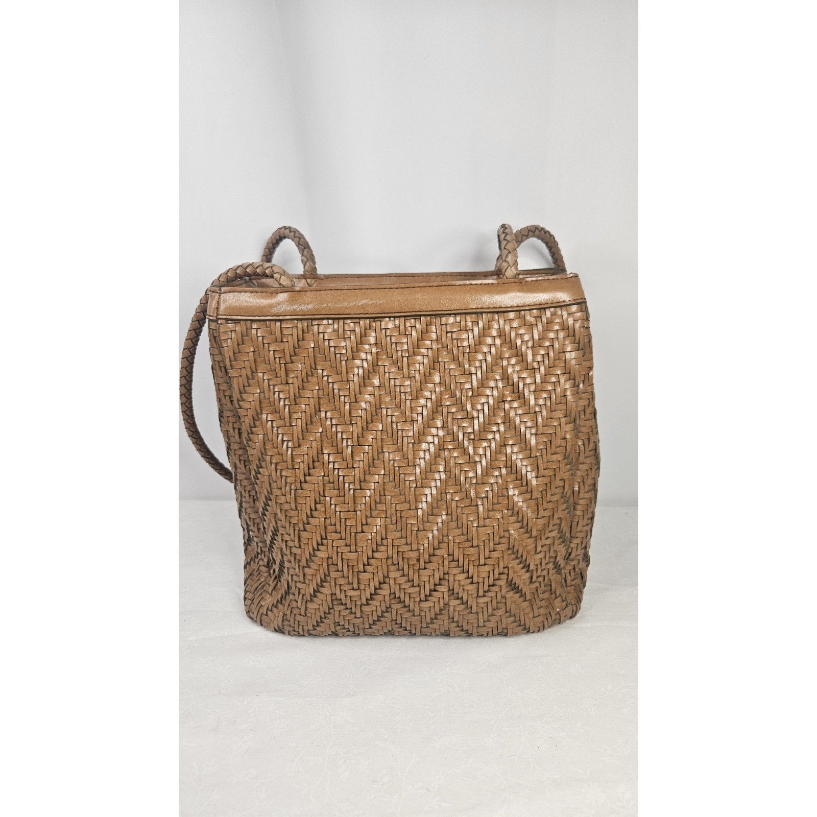 Vintage Liz Claiborne Weave Bucket Bag Brown Woven Leather Purse Shoulder Bag