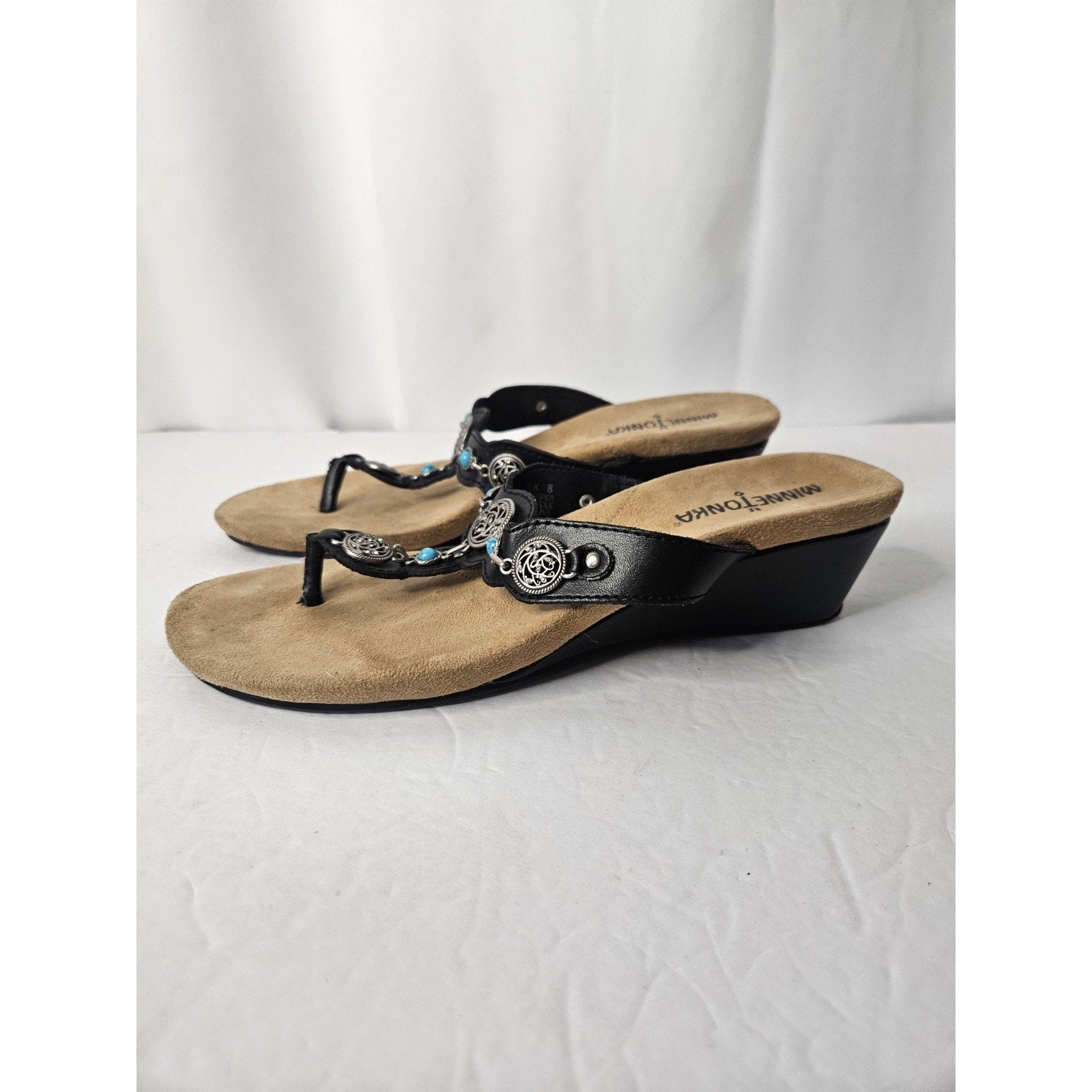 Minnetonka Boca Thong Sandals Women’s 8 Black Flip Flop Silver Turquoise 71105