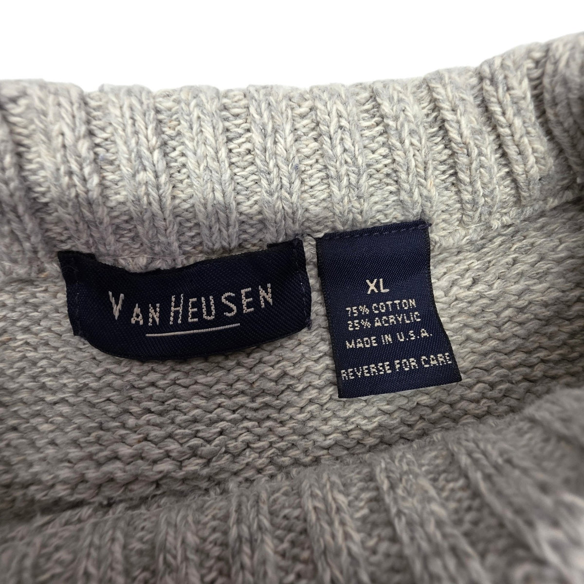 Vintage Van Heusen Sweater Mens XL Pullover Crew Neck Fair Isle Holiday Ski