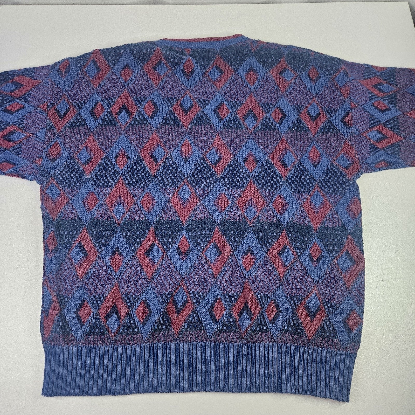 Vintage 3D Knit Geometric V Neck Sweater Size Large 90s Boxy Isle Of Cotton USA