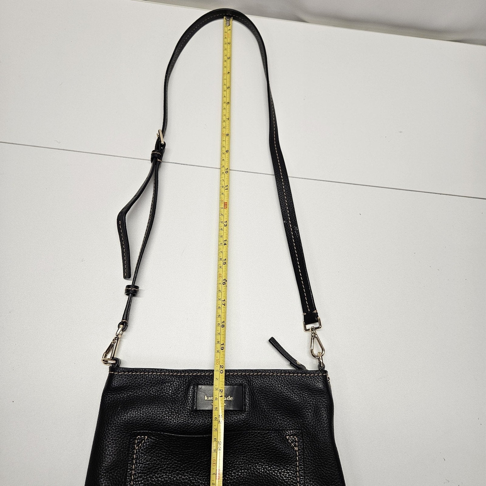 Kate Spade NY Leather Domed Crossbody Shoulder Handbag Purse Logo Classic Black