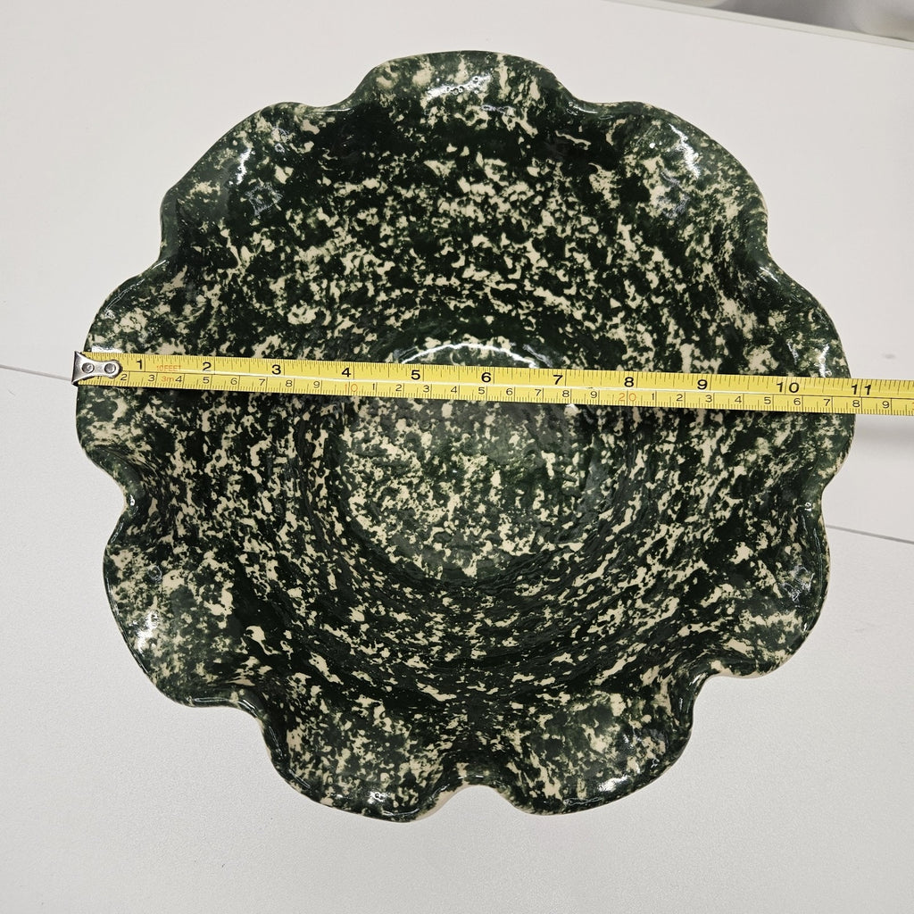 Vtg East Texas Pottery Heart Floral Green Sponge Stoneware Cottage Serving Bowl