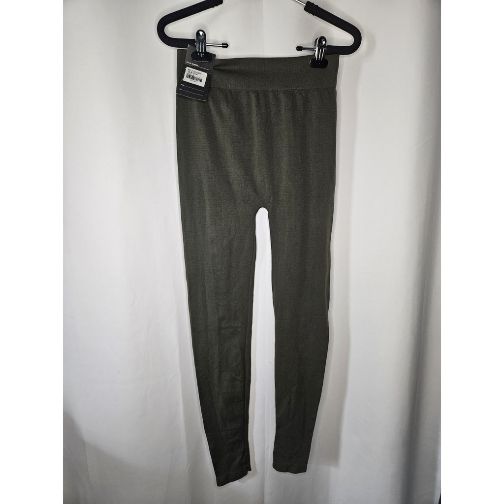 Reborn Leggings High Rise Crop Leggings Olive XL Cut Outs Stretch Seamless NWT