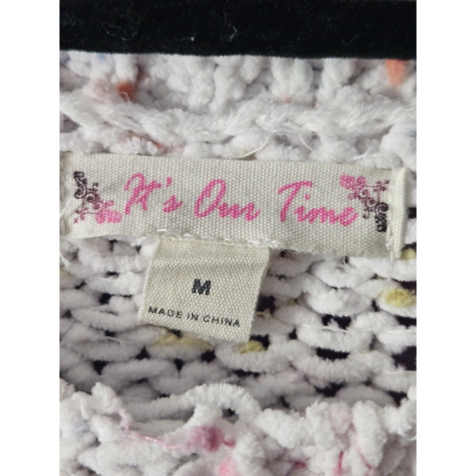 It's Our Time White Confetti Distressed Crop Sweater Medium Soft Chunky Knit