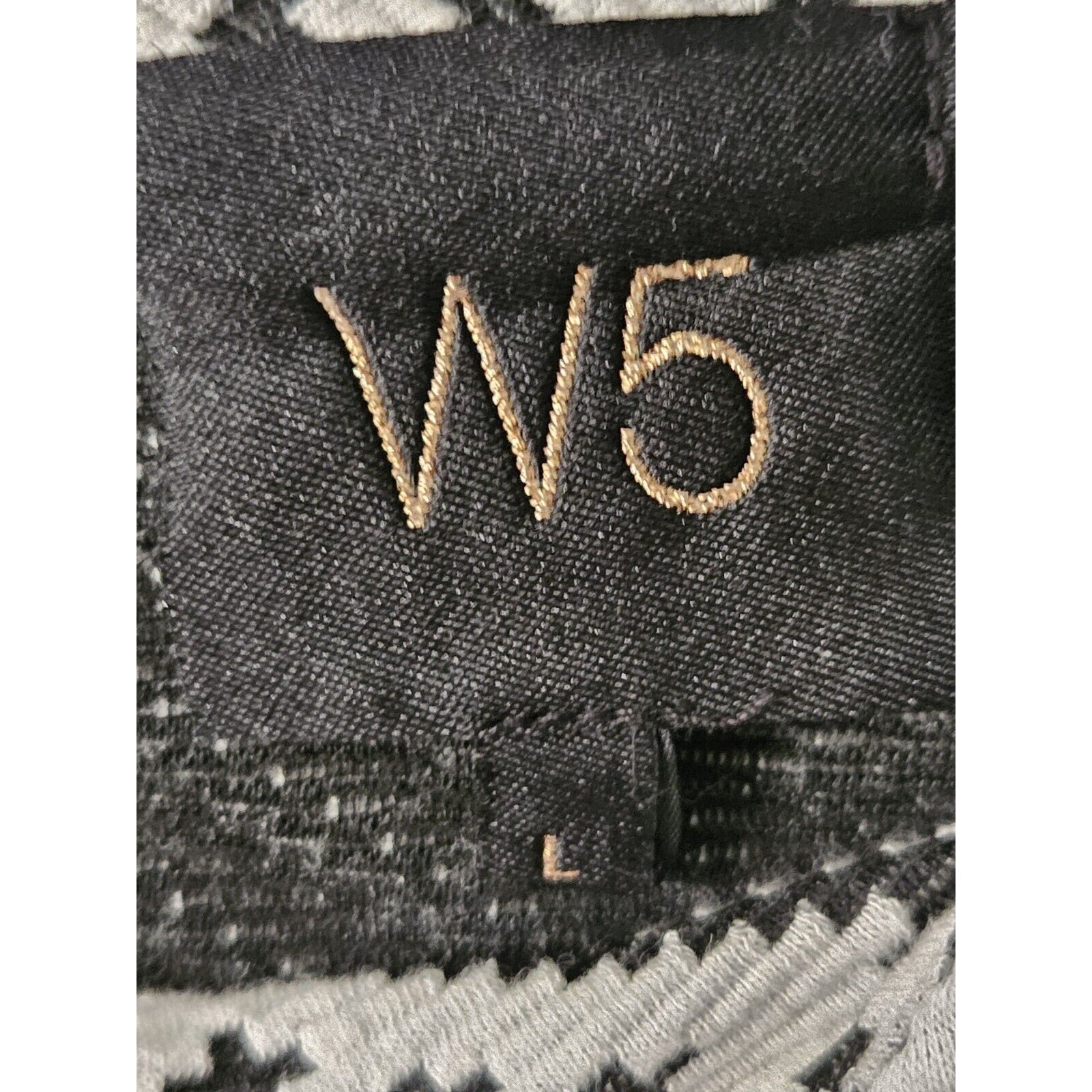 W5 L (Anthropologie) Black & White Geometric 3/4 Textured Blouse